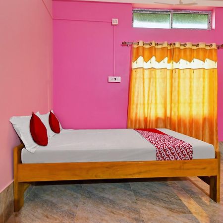 Oyo Flagship The Brahmaputra Homestay Guwahati Eksteriør billede