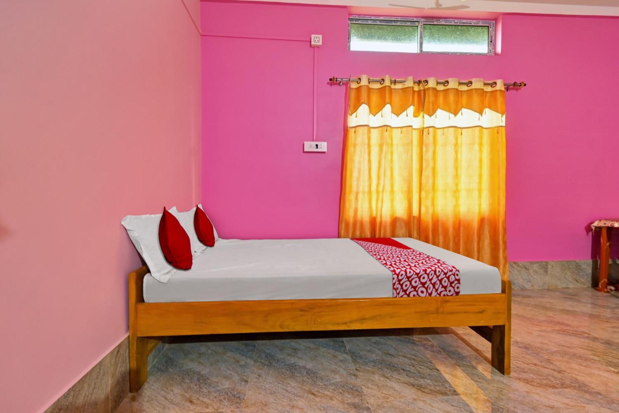 Oyo Flagship The Brahmaputra Homestay Guwahati Eksteriør billede