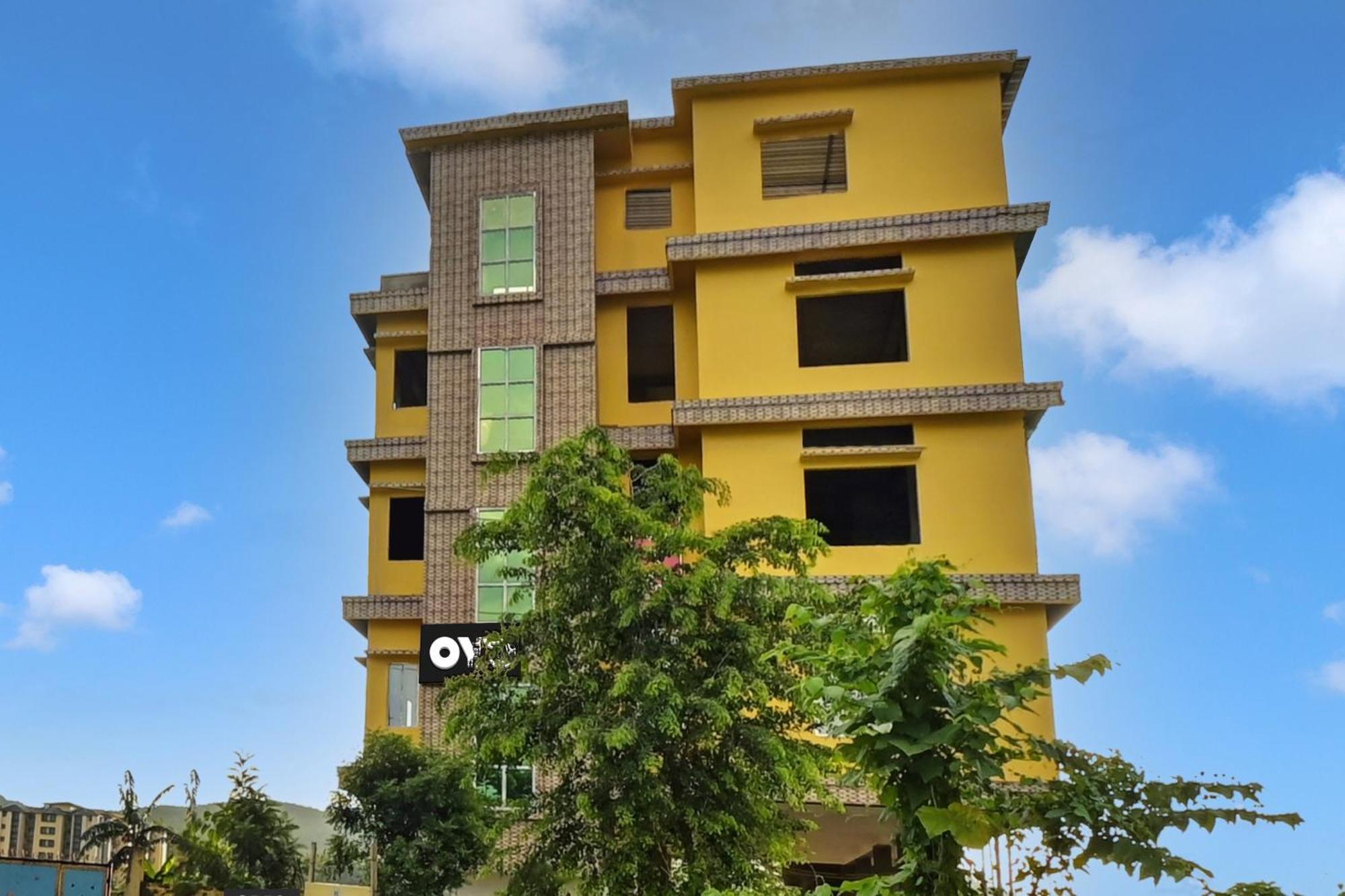 Oyo Flagship The Brahmaputra Homestay Guwahati Eksteriør billede