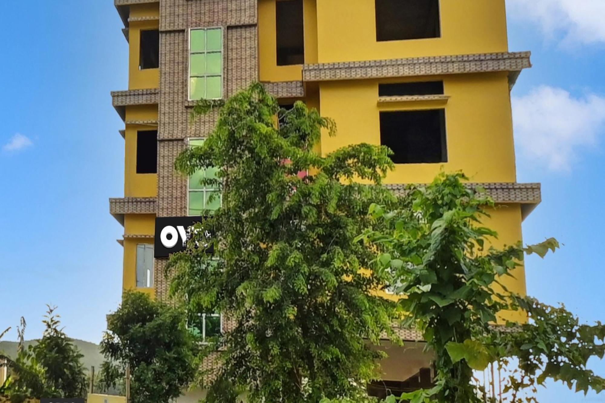 Oyo Flagship The Brahmaputra Homestay Guwahati Eksteriør billede